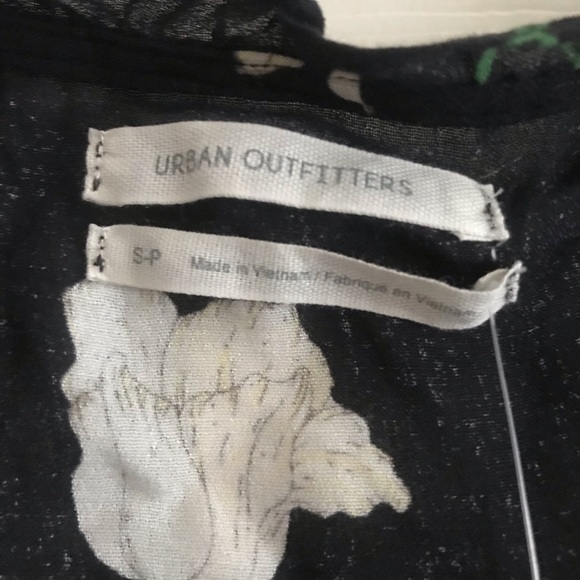 Urban outfitters summer top - Picture 2 of 4